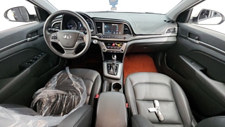 HYUNDAI AVANTE AD 2017