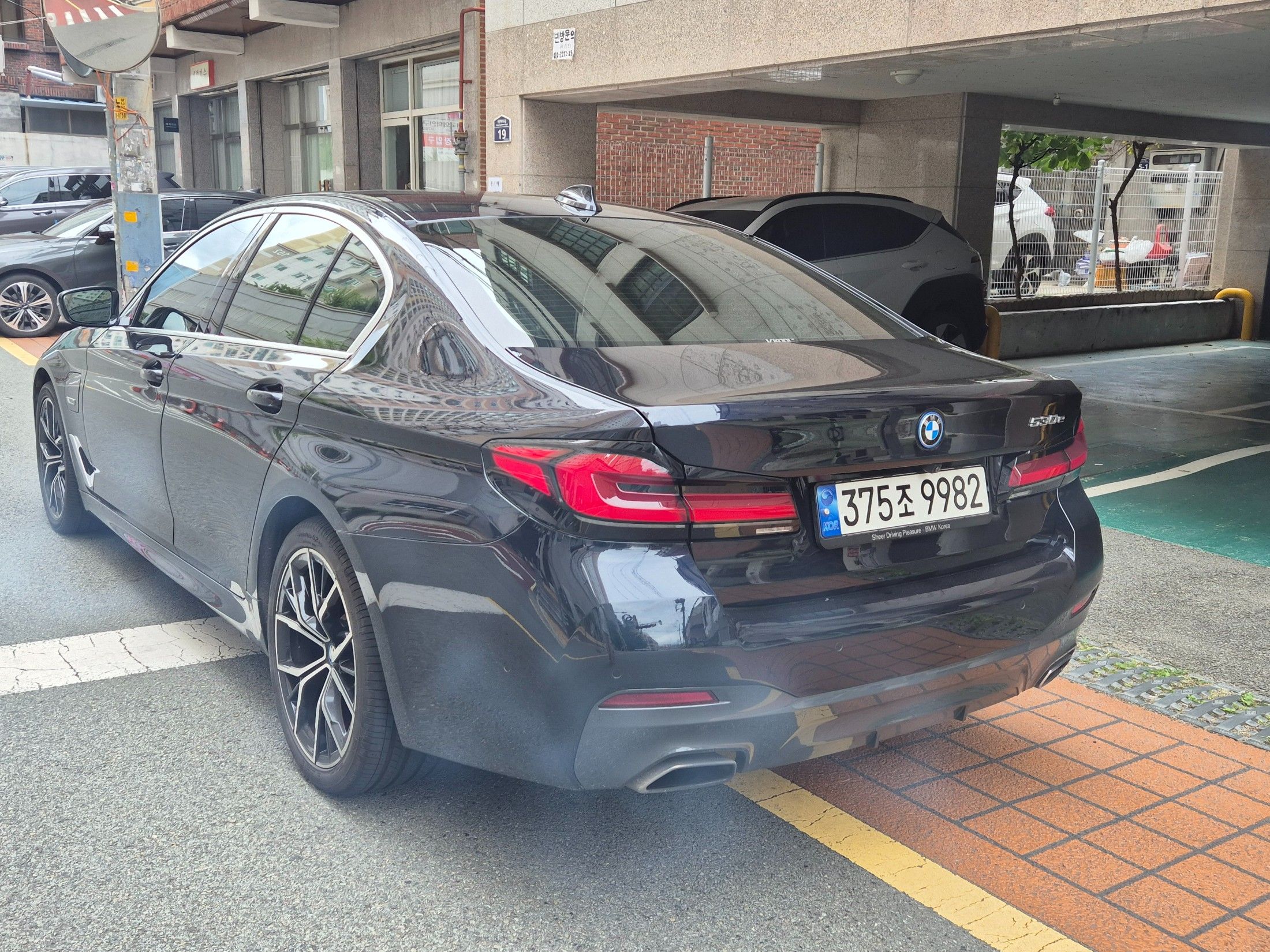 BMW 5-SERIES G30 2022
