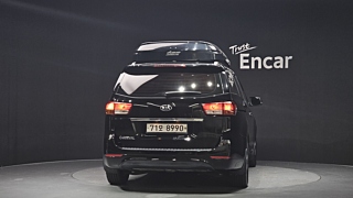KIA CARNIVAL 2017