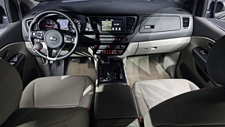 KIA CARNIVAL 2017