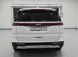 KIA CARNIVAL 2023
