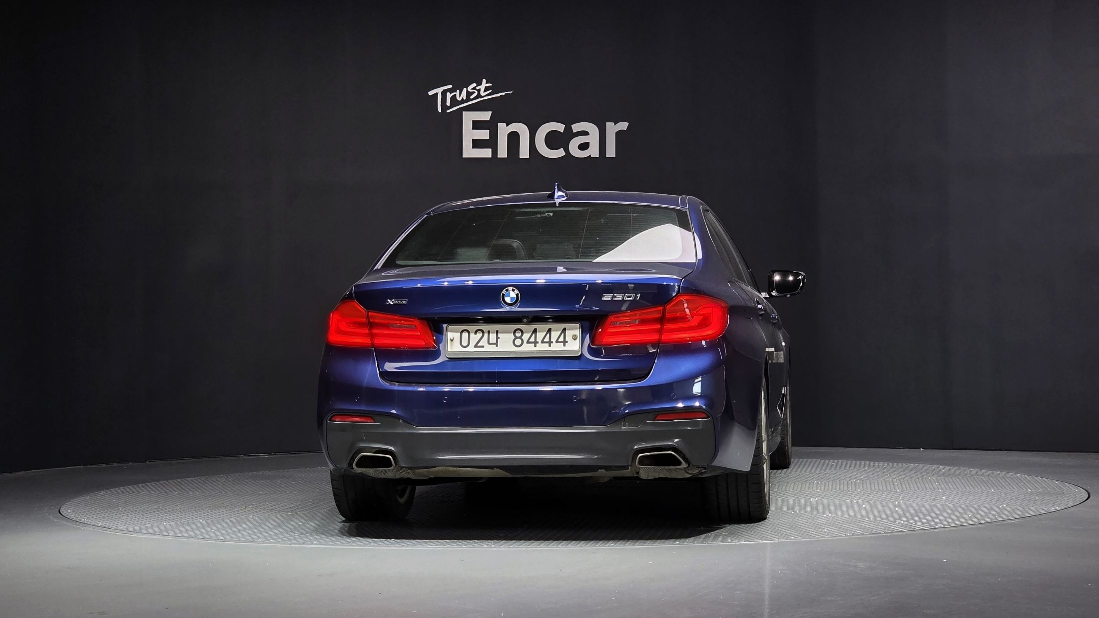 BMW 5-SERIES G30 2017