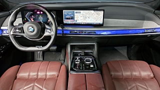 BMW 7-SERIES G70 2023