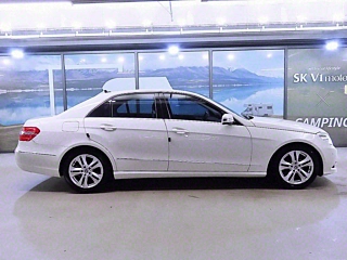MERCEDES BENZ E-CLASS W212 2010