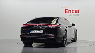 PORSCHE PANAMERA 971 2021