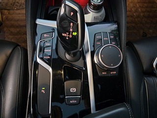 BMW 5-SERIES G30 2020