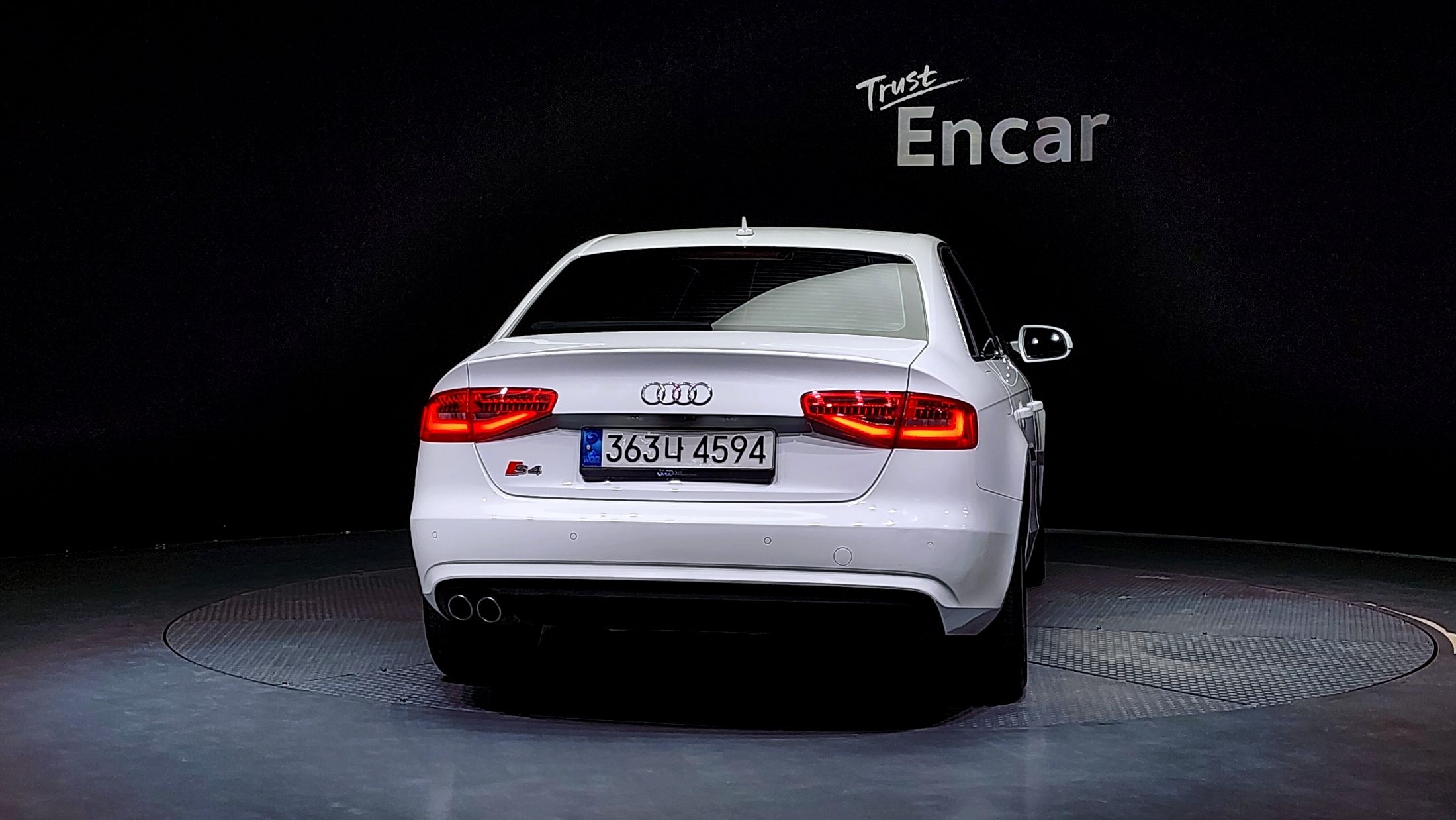 AUDI A4 2015