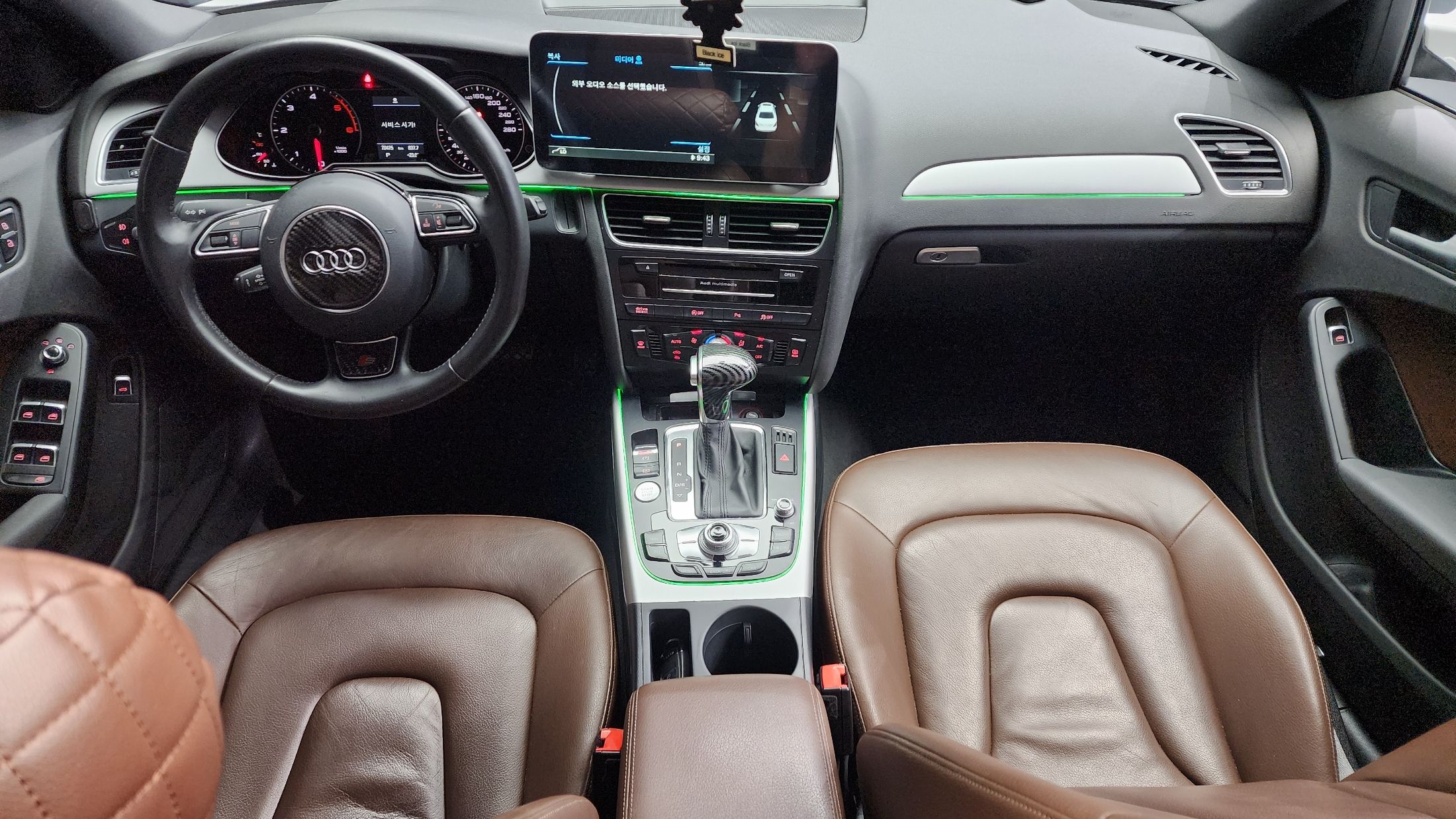 AUDI A4 2015