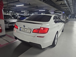 BMW 5-SERIES F10 2016