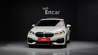 BMW 1-SERIES F40 2023