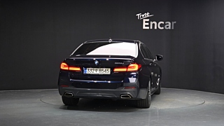 BMW 5-SERIES G30 2021