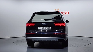 AUDI Q7 4M 2019