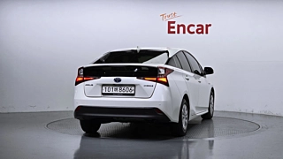 TOYOTA PRIUS 2019