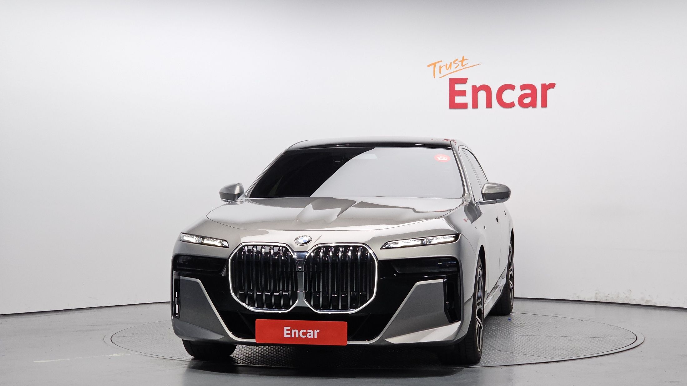 BMW 7-SERIES G70 2023