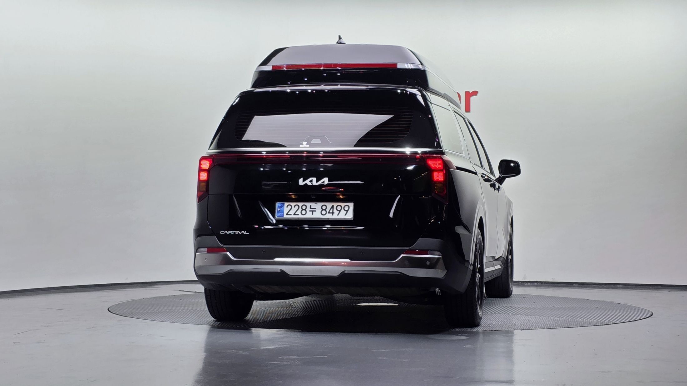 KIA CARNIVAL 2023