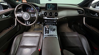 KIA STINGER 2019