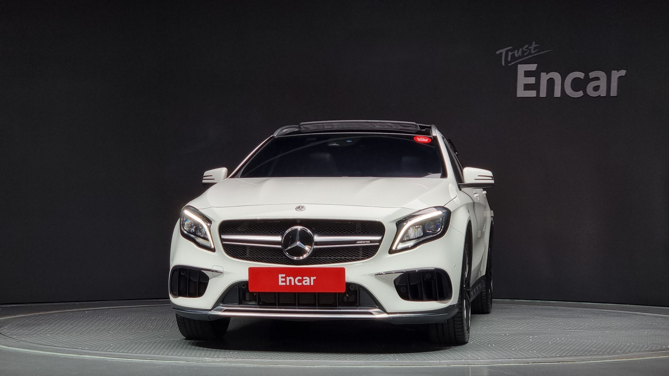 MERCEDES BENZ GLA-CLASS X156 2019