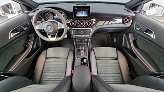 MERCEDES BENZ GLA-CLASS X156 2019