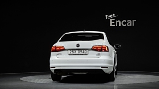 VOLKSWAGEN JETTA 2015