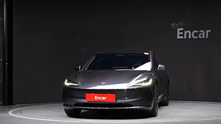 TESLA MODEL 3 2025