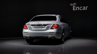 MERCEDES BENZ E-CLASS W213 2017