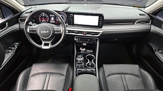 KIA K5 2023