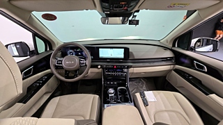 KIA CARNIVAL 2023