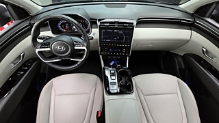HYUNDAI TUCSON NX4 2023