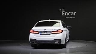 BMW 5-SERIES G30 2021