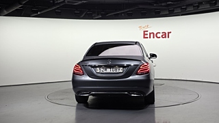 MERCEDES BENZ C-CLASS W205 2017