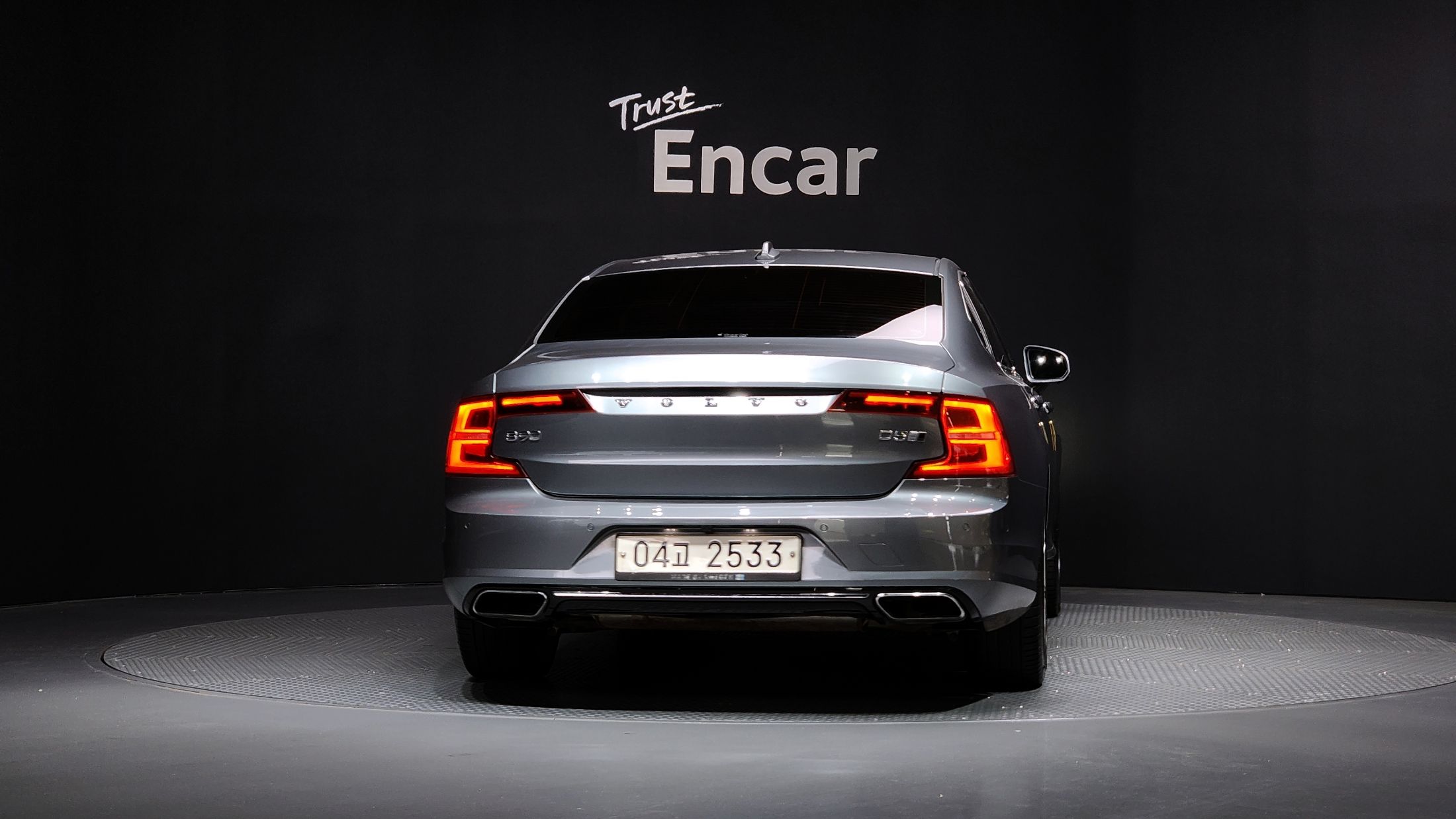 VOLVO S90 2017