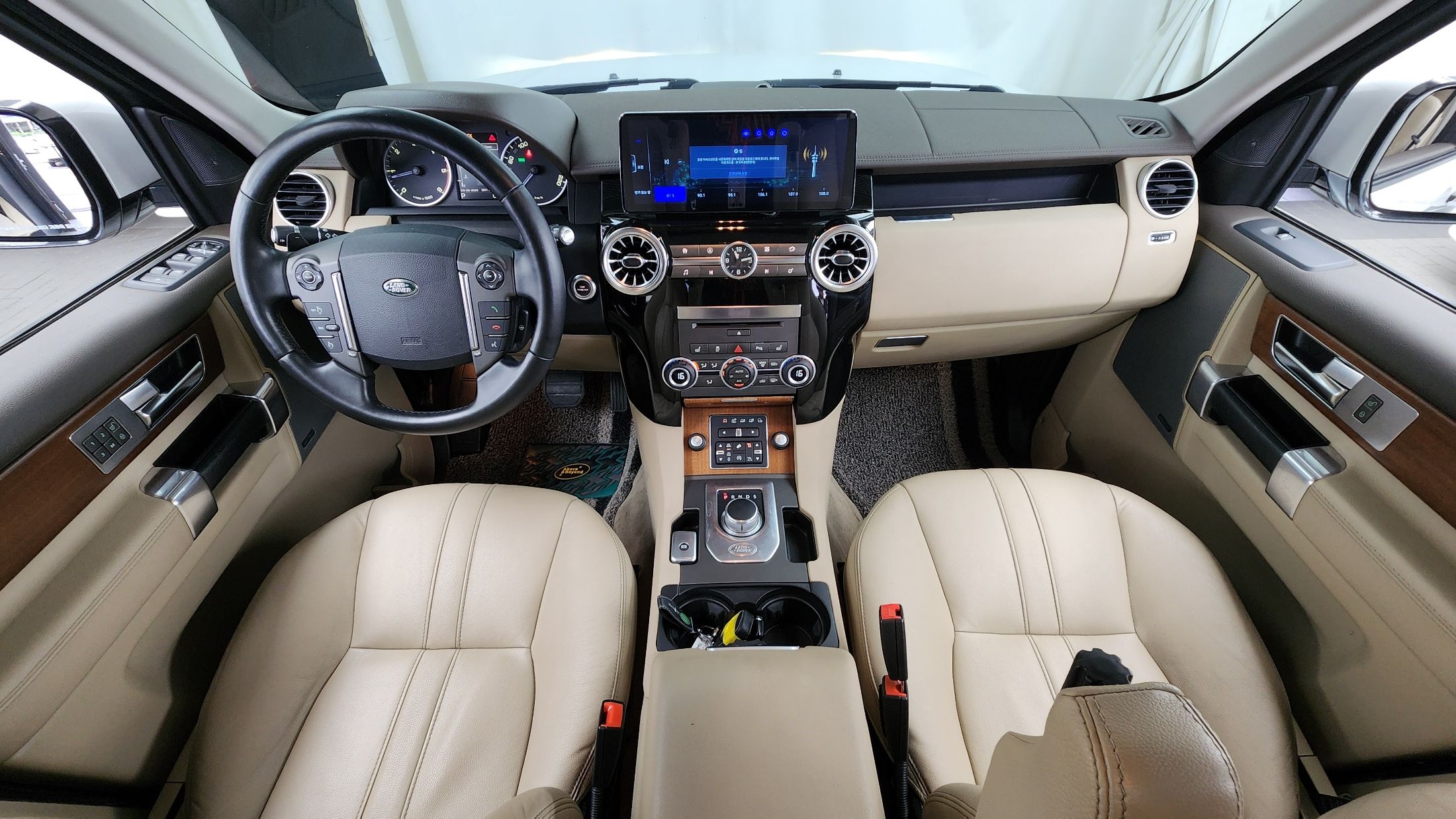 LAND ROVER DISCOVERY 4 2016