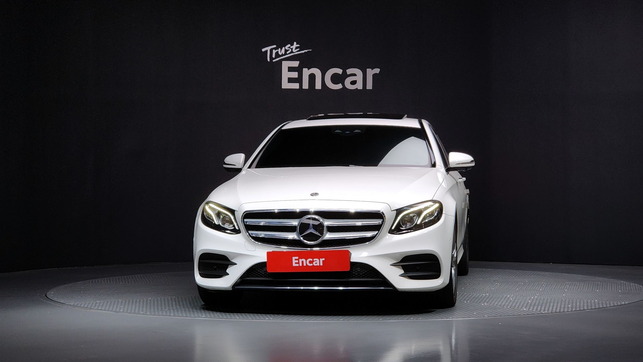 MERCEDES BENZ E-CLASS W213 2020