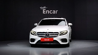 MERCEDES BENZ E-CLASS W213 2020