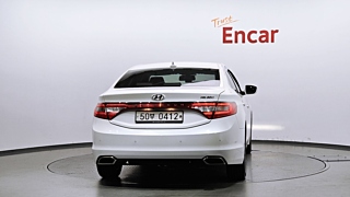 HYUNDAI GRANDEUR HG 2016