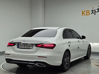 MERCEDES BENZ E-CLASS W213 2023