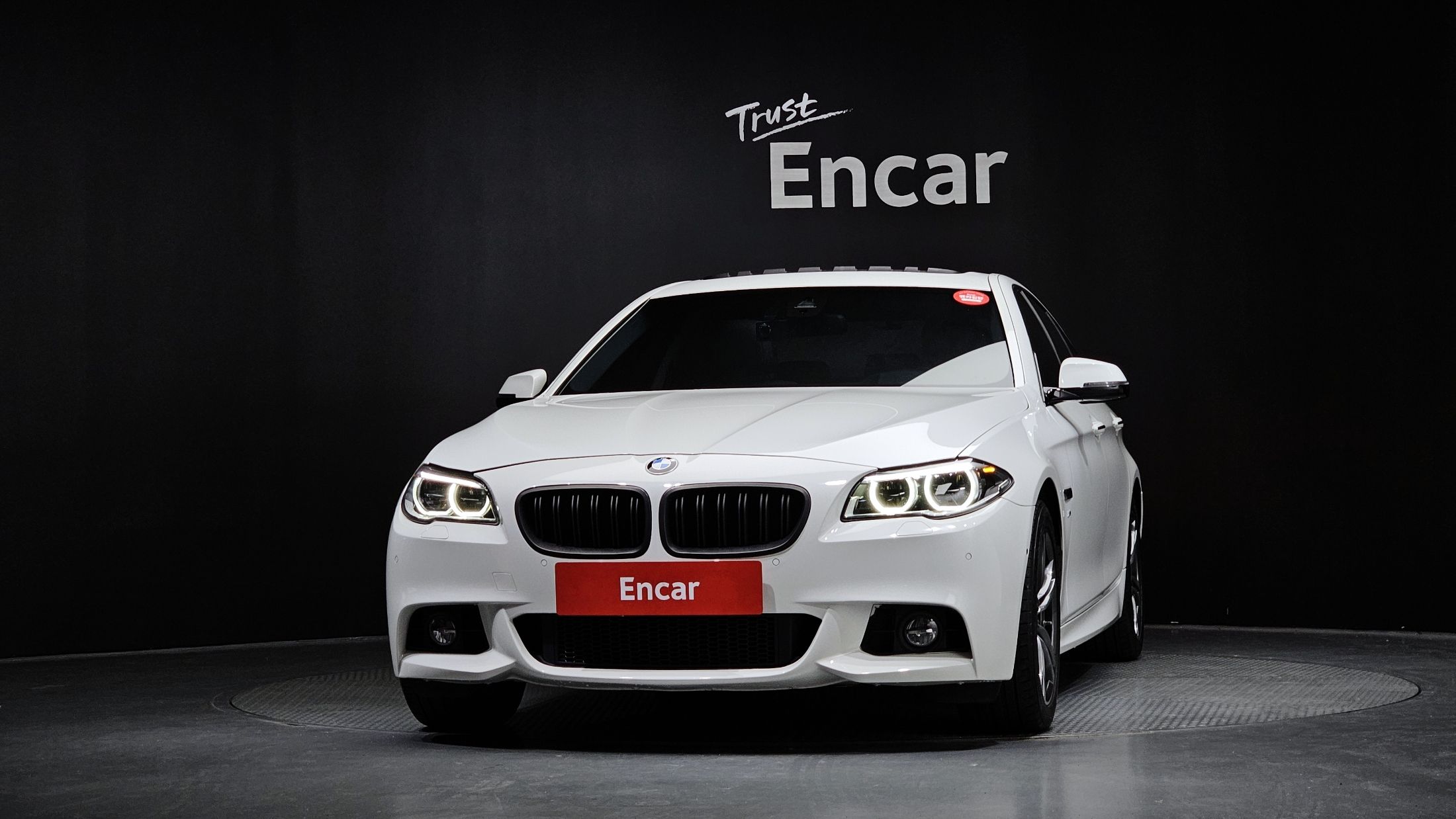 BMW 5-SERIES F10 2016