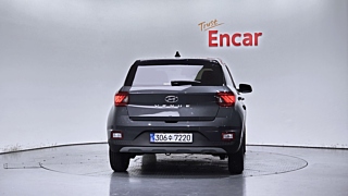 HYUNDAI VENUE 2023