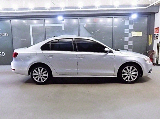 VOLKSWAGEN JETTA 2013