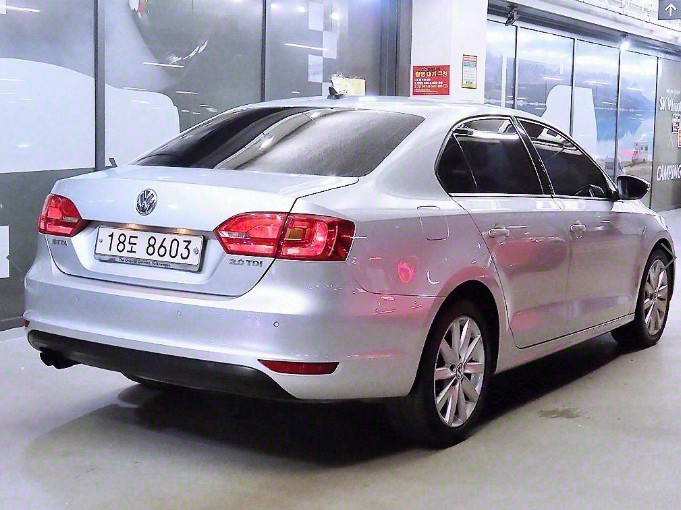VOLKSWAGEN JETTA 2013