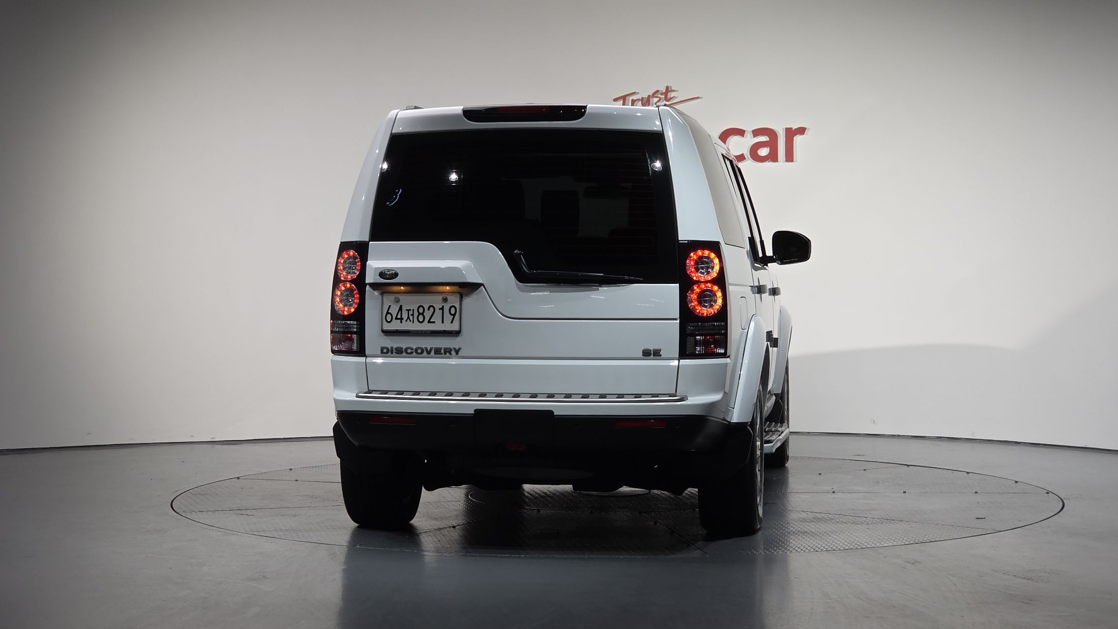 LAND ROVER DISCOVERY 4 2014