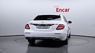 MERCEDES BENZ E-CLASS W213 2019