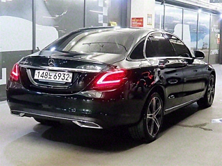 MERCEDES BENZ C-CLASS W205 2019