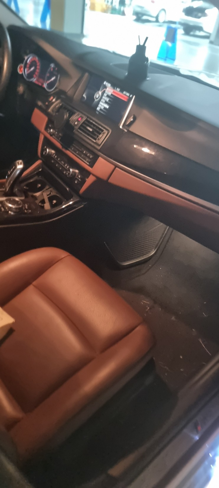 BMW 5-SERIES F10 2016