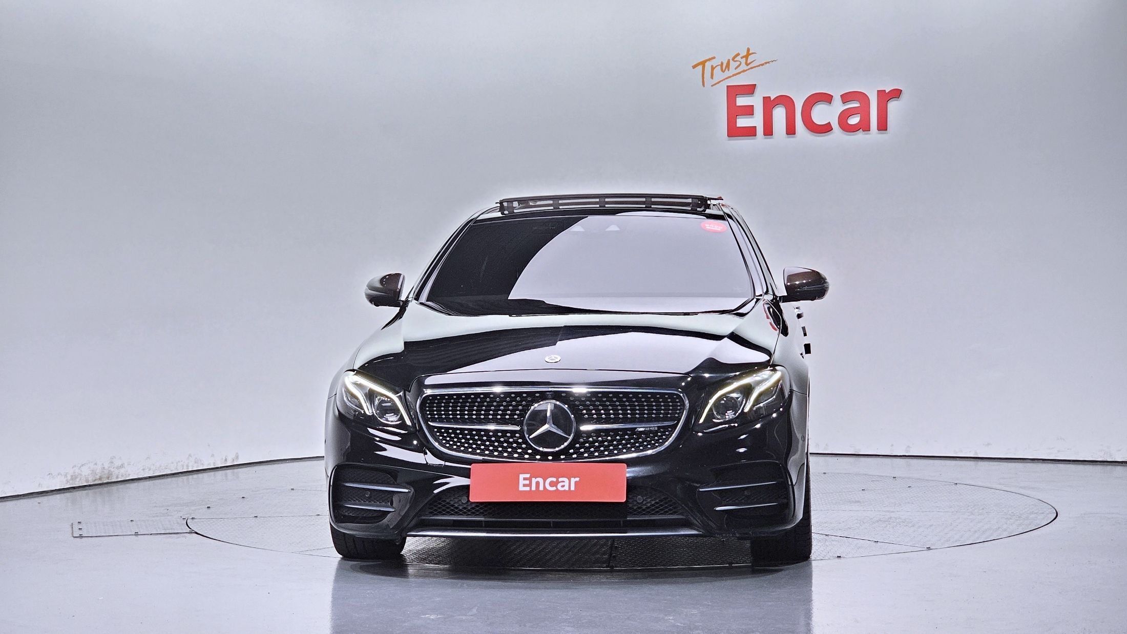 MERCEDES BENZ E-CLASS W213 2017