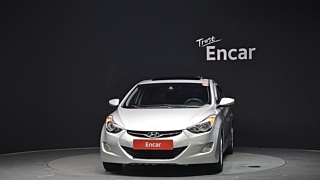 HYUNDAI AVANTE MD 2011