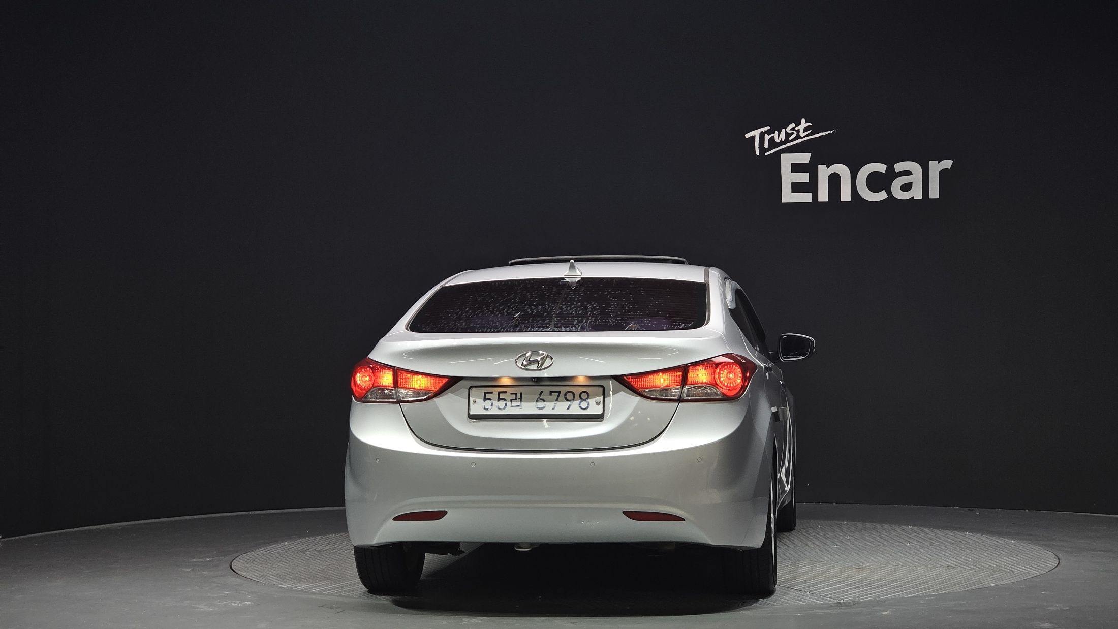 HYUNDAI AVANTE MD 2011