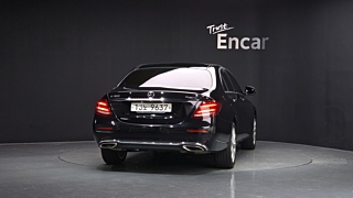 MERCEDES BENZ E-CLASS W213 2019