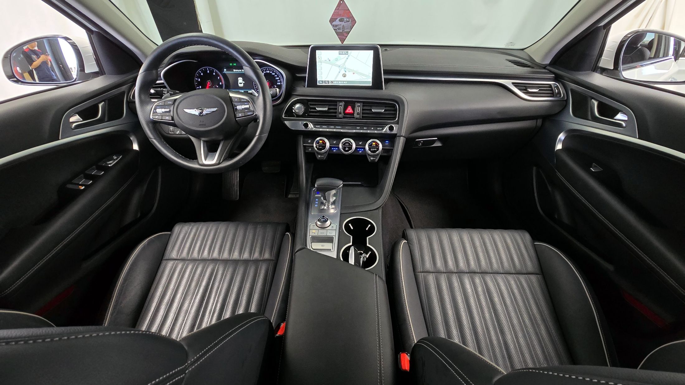 GENESIS G70 2019