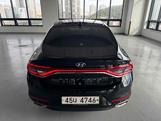 HYUNDAI GRANDEUR IG 2017